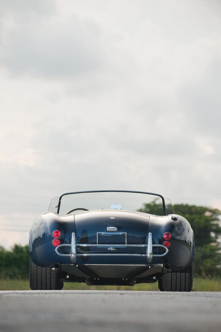  Shelby Cobra 427 1967 года  (фото 3 из 25)